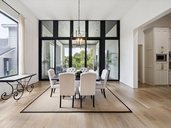 11 River Circle, Houston TX 77063