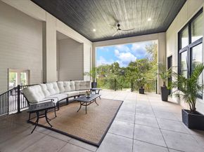 11 River Circle, Houston TX 77063