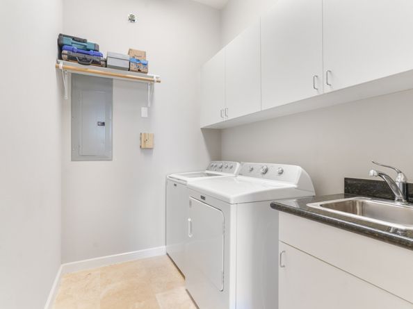 3388 Sage Road 2102, Houston TX 77056