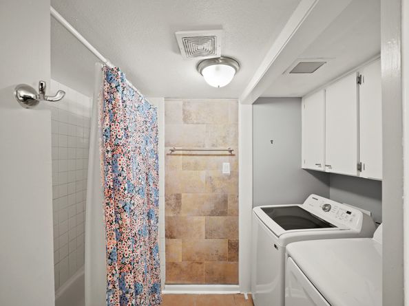 8517 Hearth Drive 5, Houston TX 77054