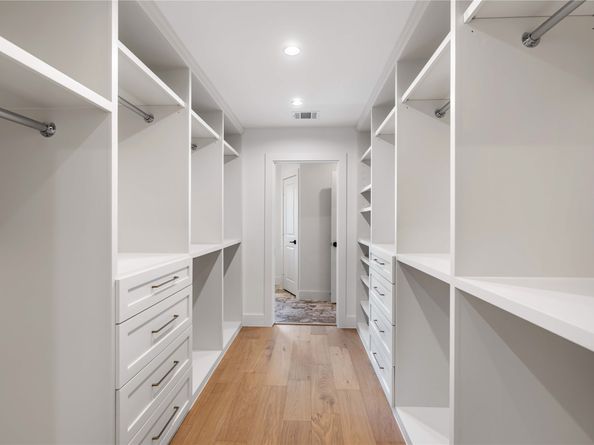 814 Azalea Street, Houston TX 77018