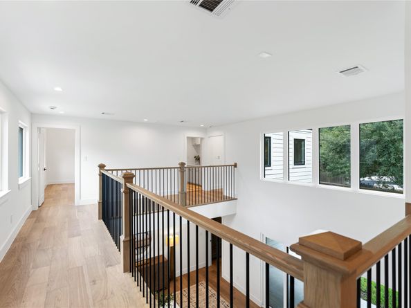 814 Azalea Street, Houston TX 77018