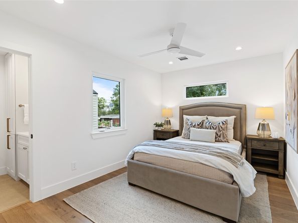 814 Azalea Street, Houston TX 77018