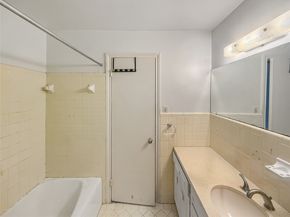 7906 Del Rey Lane, Houston TX 77071