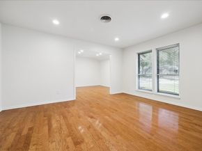 6115 Paisley Street, Houston TX 77096