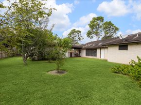 6115 Paisley Street, Houston TX 77096