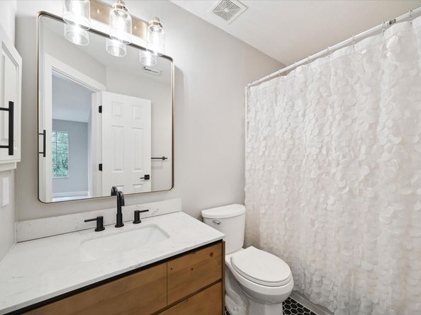 1823 Misty Oaks Lane, Sugar Land TX 77479