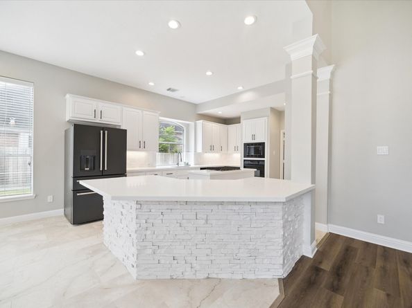 1823 Misty Oaks Lane, Sugar Land TX 77479