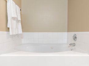 12145 La Salle Oaks, Conroe TX 77304