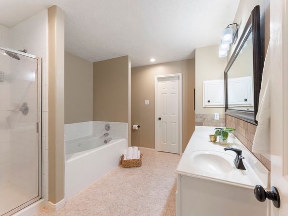 12145 La Salle Oaks, Conroe TX 77304