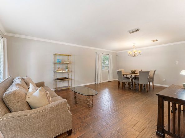 12145 La Salle Oaks, Conroe TX 77304