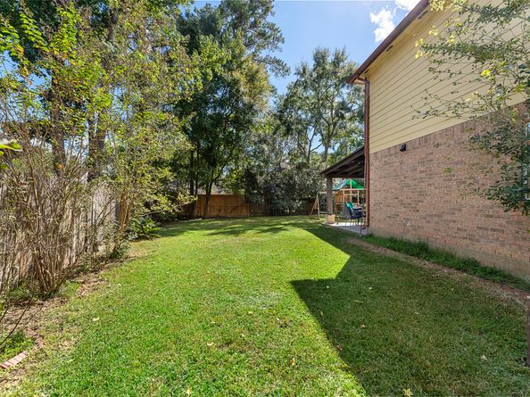 12145 La Salle Oaks, Conroe TX 77304