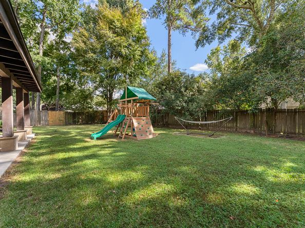 12145 La Salle Oaks, Conroe TX 77304