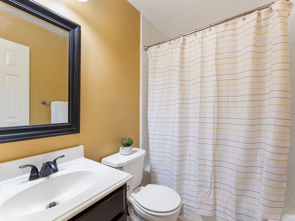 12145 La Salle Oaks, Conroe TX 77304