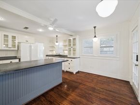 907 W Melwood Street, Houston TX 77009