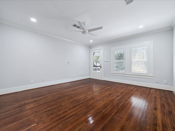 907 W Melwood Street, Houston TX 77009