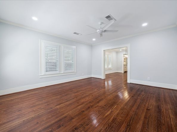 907 W Melwood Street, Houston TX 77009