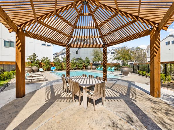 1724 Leilani Drive, Houston TX 77055