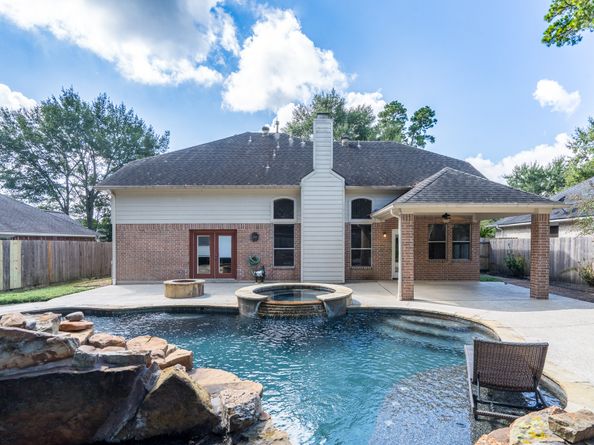 1314 Pine Brook, Tomball TX 77375