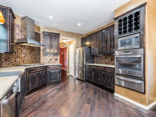 1314 Pine Brook, Tomball TX 77375