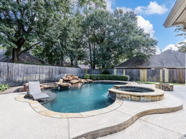 1314 Pine Brook, Tomball TX 77375