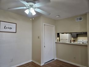 8433 Hearth Drive 38, Houston TX 77054