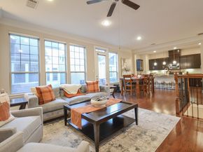 934 W 24th Street, Houston TX 77008