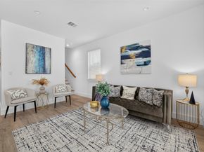 5027 Willow Glen Drive AB, Houston TX 77033