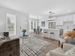 5027 Willow Glen Drive AB, Houston TX 77033