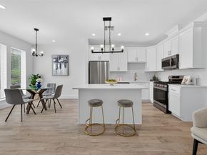 5027 Willow Glen Drive AB, Houston TX 77033