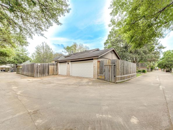 15754 Walkwood Drive, Houston TX 77079
