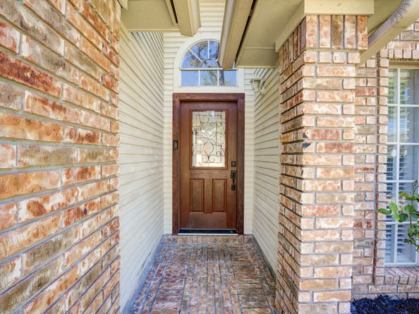 8306 Lake Crystal Drive, Houston TX 77095