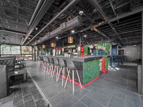 1916 Baldwin, Houston TX 77002