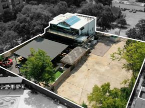 1916 Baldwin, Houston TX 77002
