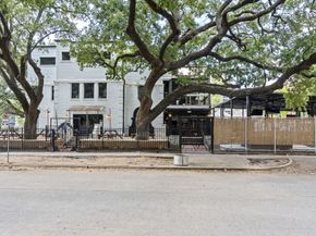 1916 Baldwin, Houston TX 77002