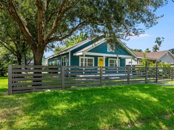 4401 Hain Street, Houston TX 77009