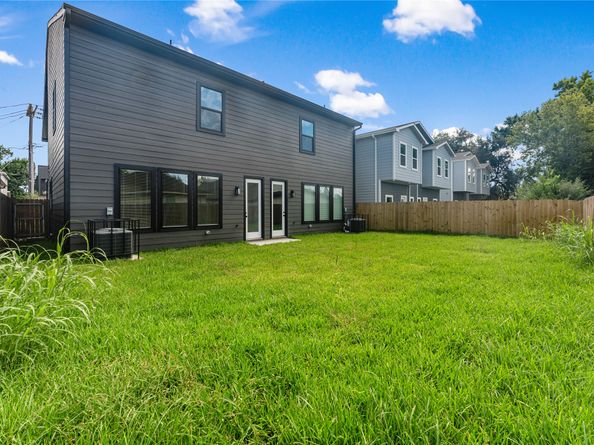 8306 Comal Street, Houston TX 77051