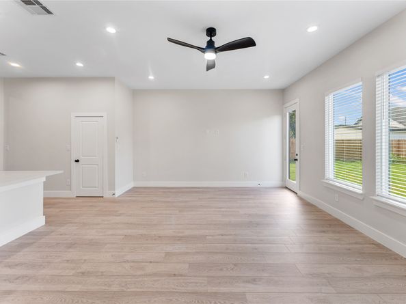 8306 Comal Street, Houston TX 77051