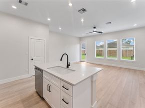 8306 Comal Street, Houston TX 77051