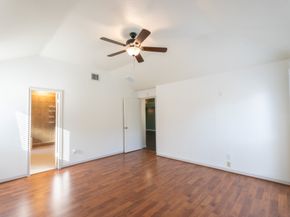 16039 Surrey Woods Drive, Friendswood TX 77546