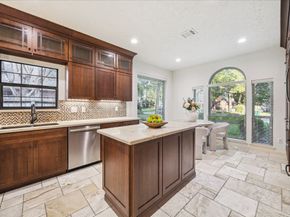 11 Amber Sky Place, The Woodlands TX 77381