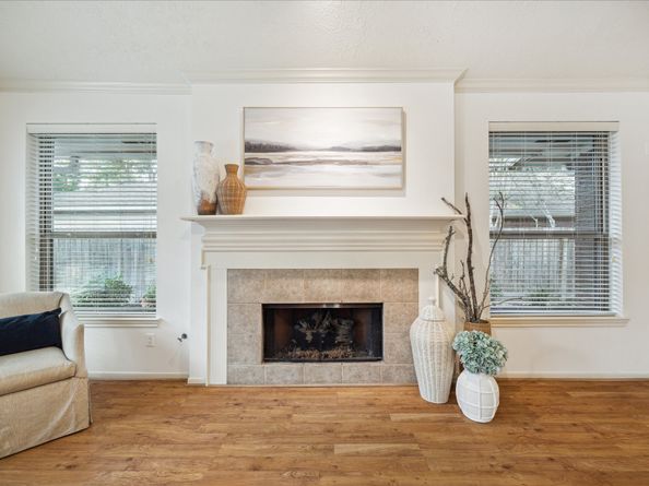 11 Amber Sky Place, The Woodlands TX 77381