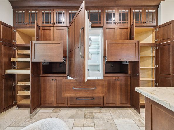 11 Amber Sky Place, The Woodlands TX 77381