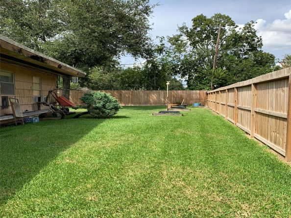 7402 Dearborn Street, Houston TX 77055