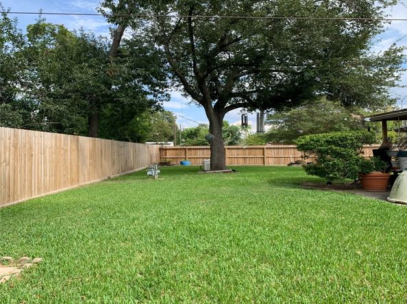 7402 Dearborn Street, Houston TX 77055