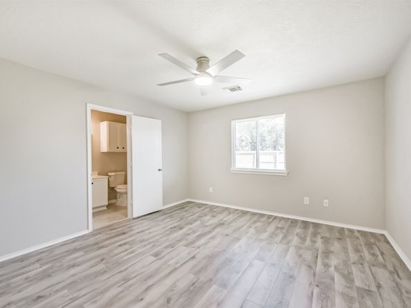7443 Ida Wells Forest Drive, Houston TX 77016