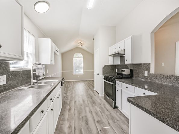 7443 Ida Wells Forest Drive, Houston TX 77016