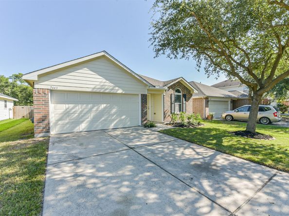 7443 Ida Wells Forest Drive, Houston TX 77016