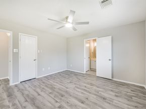 7443 Ida Wells Forest Drive, Houston TX 77016