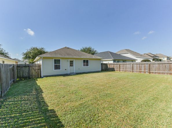 7443 Ida Wells Forest Drive, Houston TX 77016